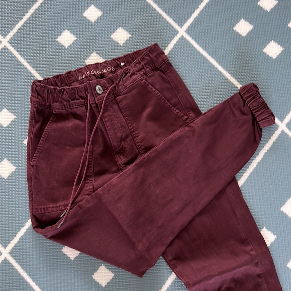 AEO joggers